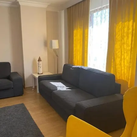 Hakanege Apartman *